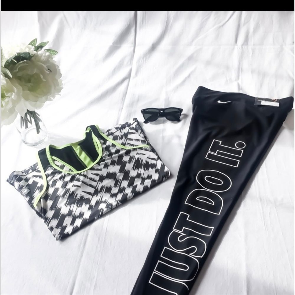 Nike Just Do it Women's Leggings DRI fit size M